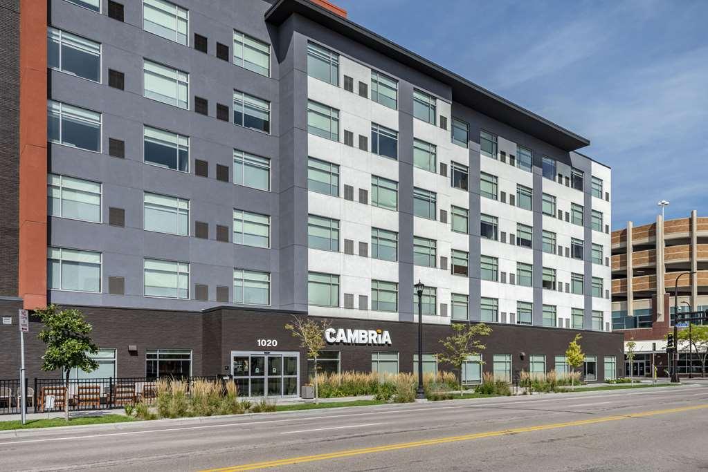 Cambria Hotel Minneapolis Downtown Exterior foto